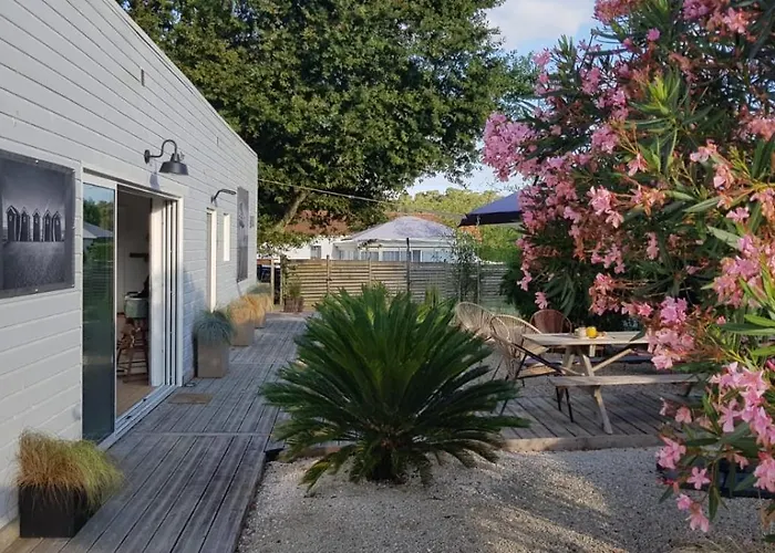Casa Marcel Déco Sympa Au Calme Dans La Pinède Сasa de vacaciones La Tremblade